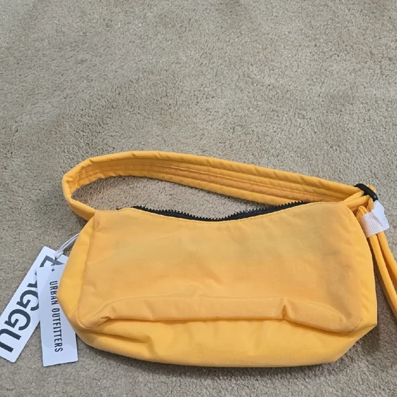 Baggu Yellow Cargo Shoulder Bag - Picture 2 of 2